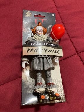 The Noble Collection Pennywise Bendable Poseable Action Figure IT BendyFigs
